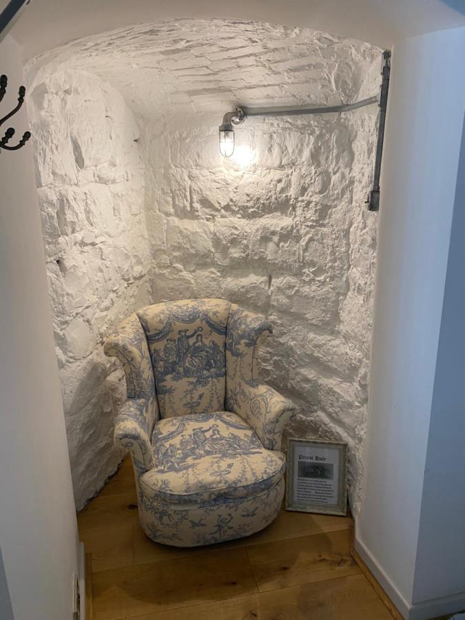 Monmouth House Apartments, Lyme Regis Old Town, Dog Friendly, Parking Екстериор снимка