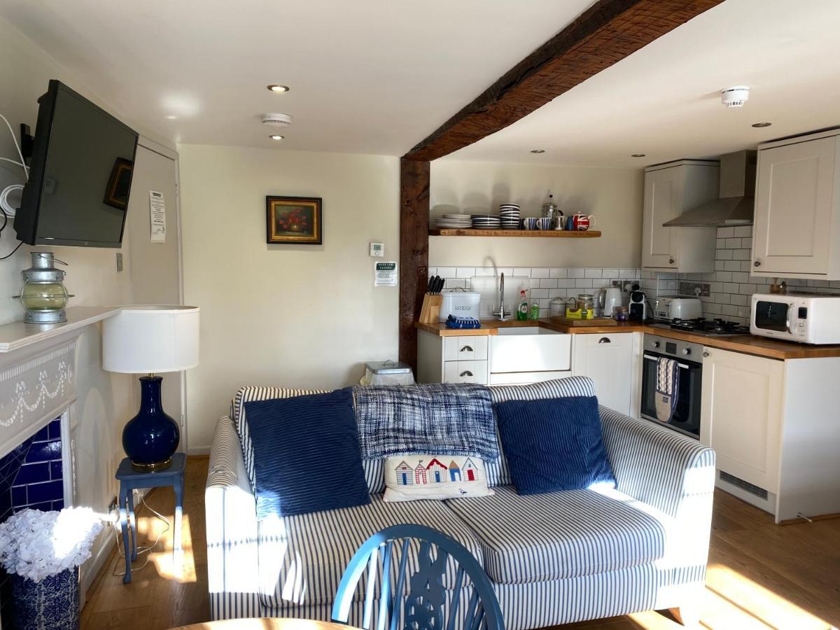 Monmouth House Apartments, Lyme Regis Old Town, Dog Friendly, Parking Екстериор снимка