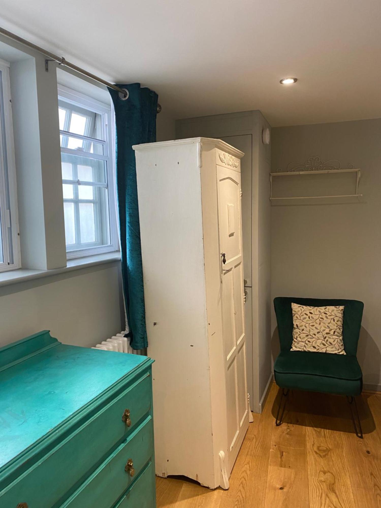 Monmouth House Apartments, Lyme Regis Old Town, Dog Friendly, Parking Екстериор снимка