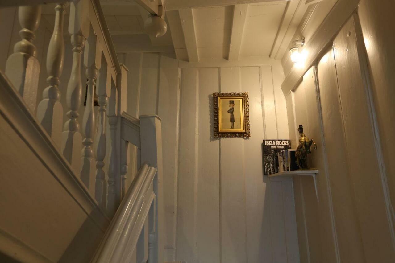 Monmouth House Apartments, Lyme Regis Old Town, Dog Friendly, Parking Екстериор снимка